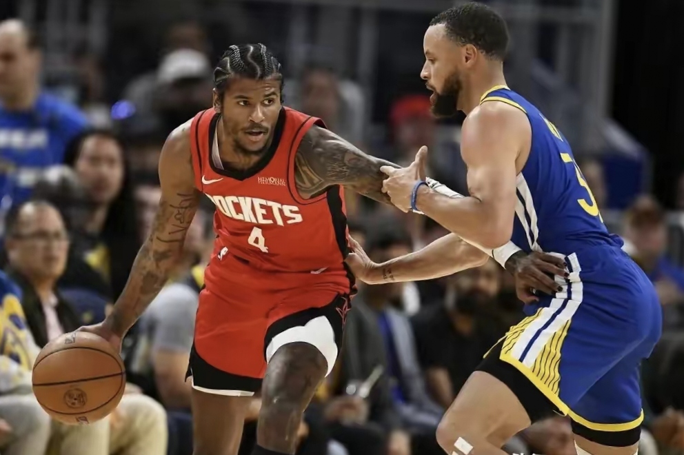 开云中国-集结日NBA季后赛传出新动向；辽宁本钢回应争议；管理层表态：悬念犹存；更衣室氛围转暖的简单介绍