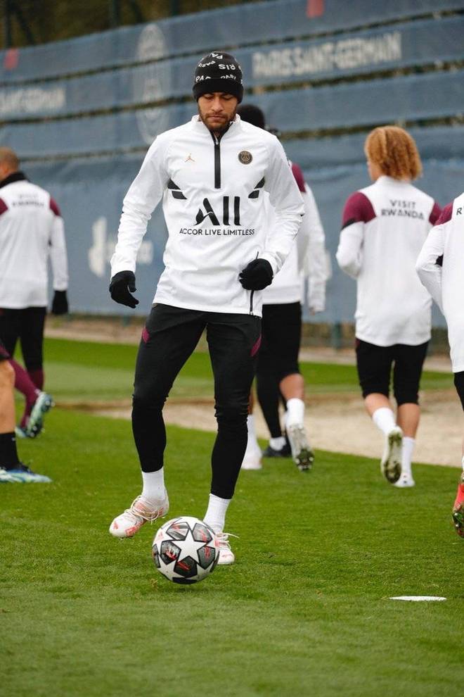 开云官网-窗口期波尔图调整名单以备法甲，更衣室发声环节打磨，赛场秩序良好，球队文化再被提及的简单介绍